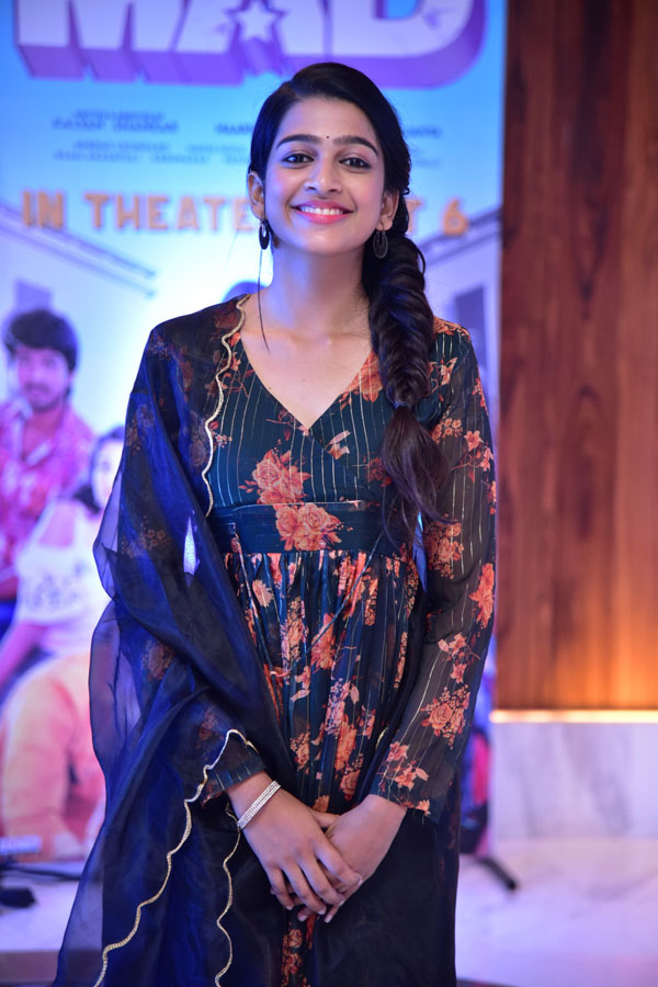 gopika-udayan-stills-3.jpg