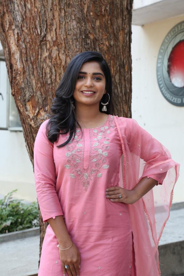 gouri-g-kishan-stills-10.jpg