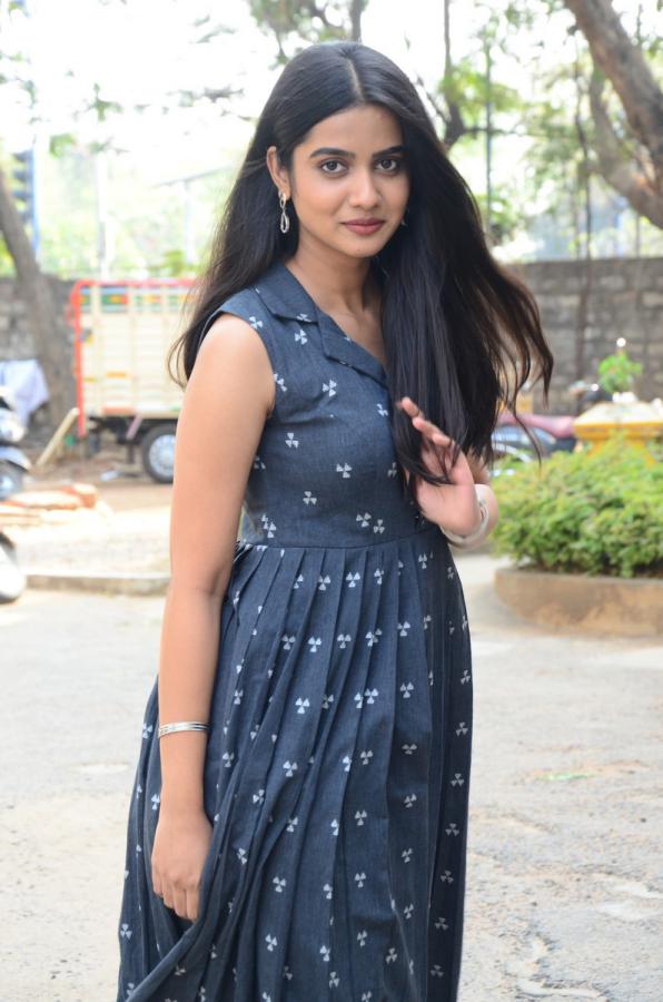 Gouri Priya Reddy Stills