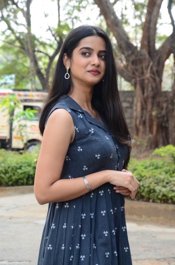 gouri-priya-reddy-stills-13.jpg