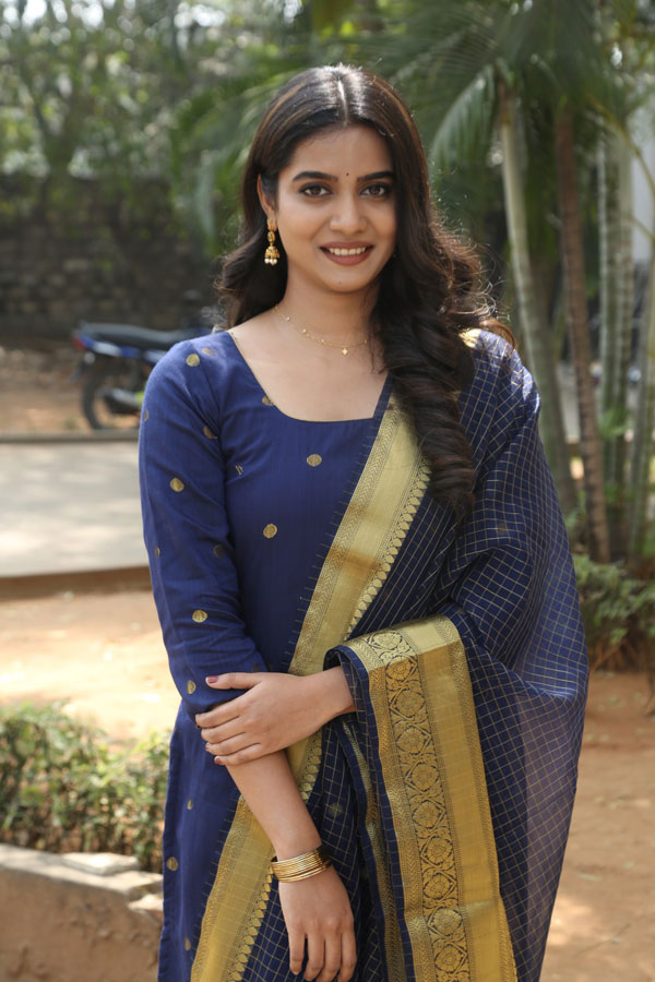gouri-priya-stills-2-12.jpg