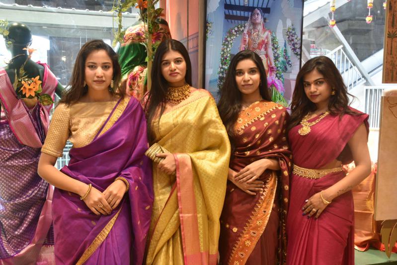 grand-launching-gowri-signature-collections-11.jpg