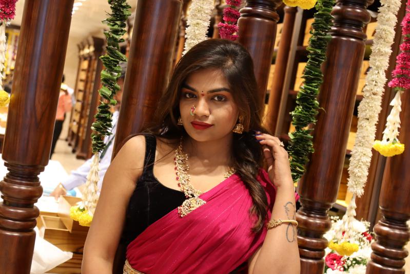 grand-launching-gowri-signature-collections-14.jpg