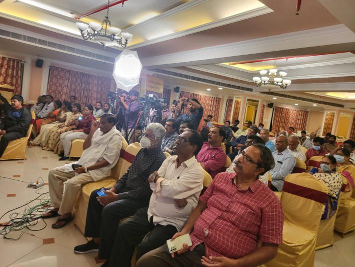 gudipudi-srihari-gemini-srinivas-memorial-meet-4.jpg