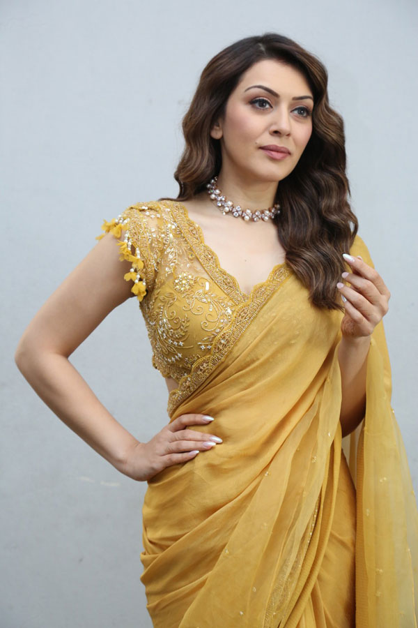 hansika-stills-3-10.jpg