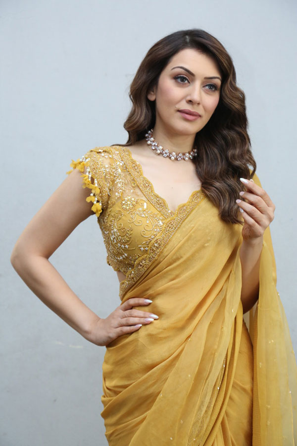 hansika-stills-3-9.jpg