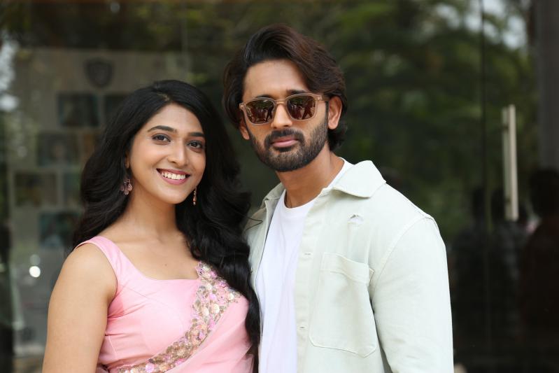 Happy Ending Movie Teaser Launch