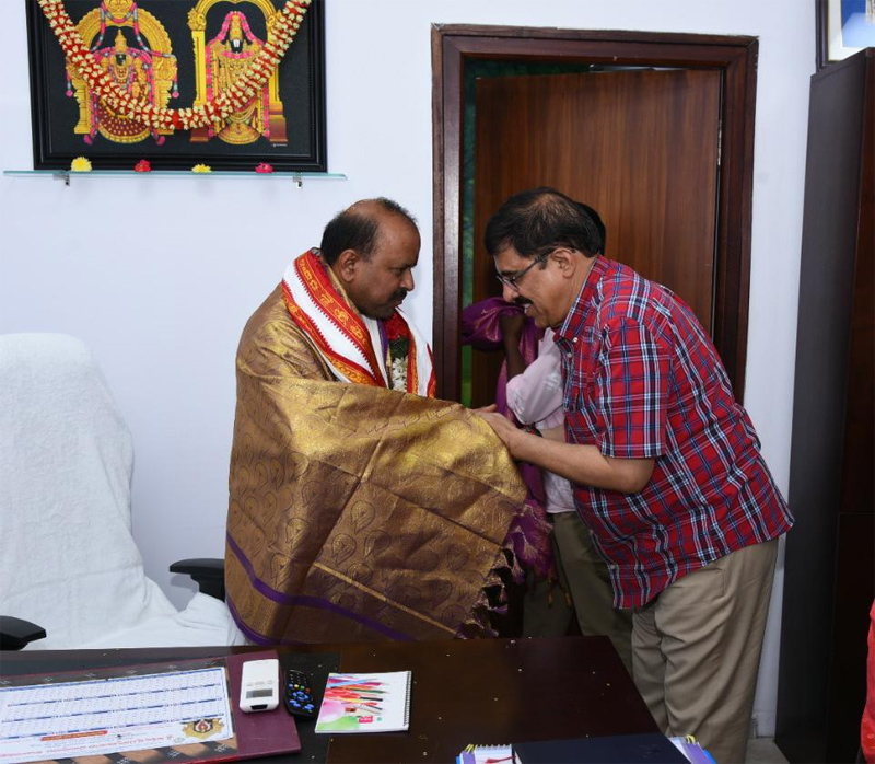 hari-jawaharlal-takes-charge-as-the-principal-secretary-10.jpg