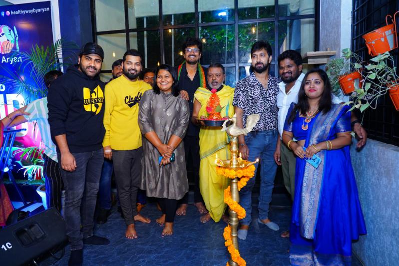 healthyway-restaurant-inauguration-by-sharwanand-16.jpg