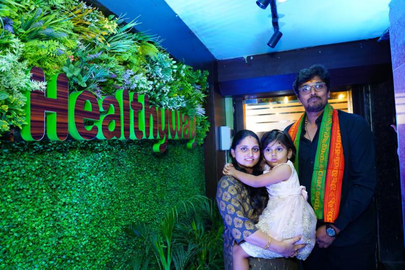 healthyway-restaurant-inauguration-by-sharwanand-7.jpg
