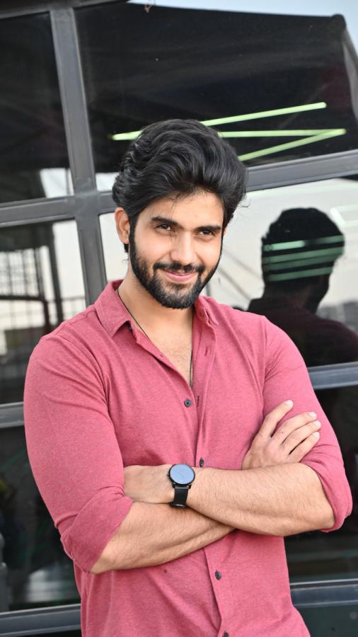 hero-sai-ronak-interview-4.jpg