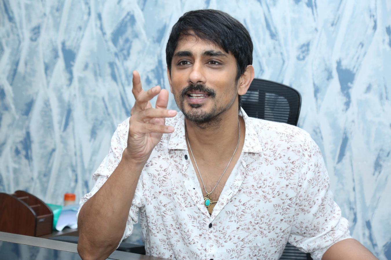 hero-siddarth-interview-10.jpg