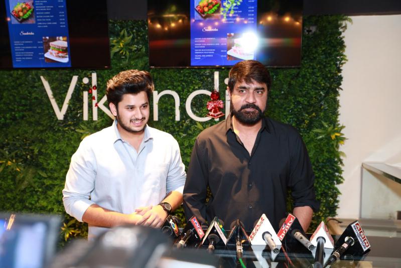 hero-srikanth-launch-of-vikendi-gelato-kitchen-at-jubliee-hills-12.jpg