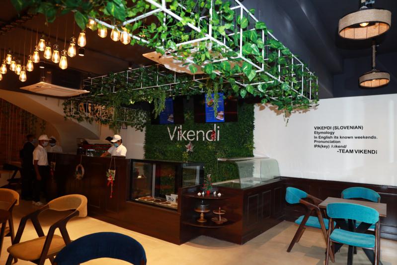 hero-srikanth-launch-of-vikendi-gelato-kitchen-at-jubliee-hills-15.jpg