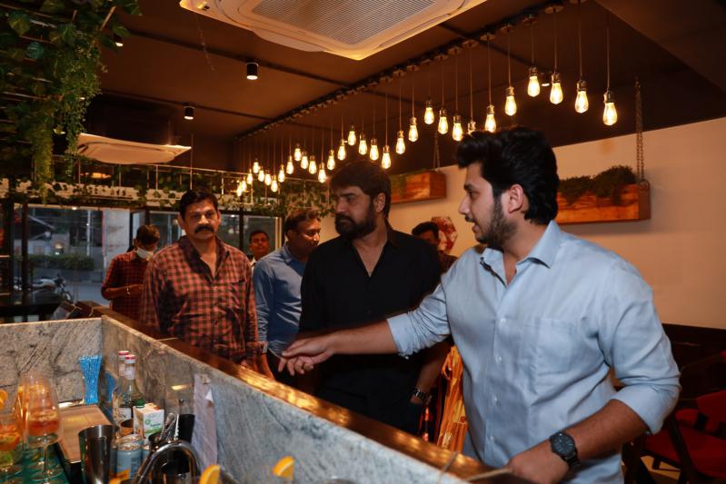 hero-srikanth-launch-of-vikendi-gelato-kitchen-at-jubliee-hills-21.jpg