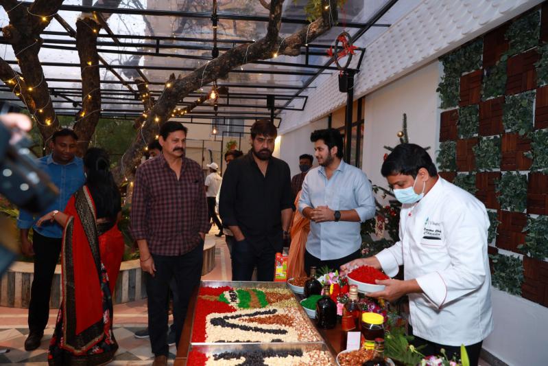 hero-srikanth-launch-of-vikendi-gelato-kitchen-at-jubliee-hills-3.jpg