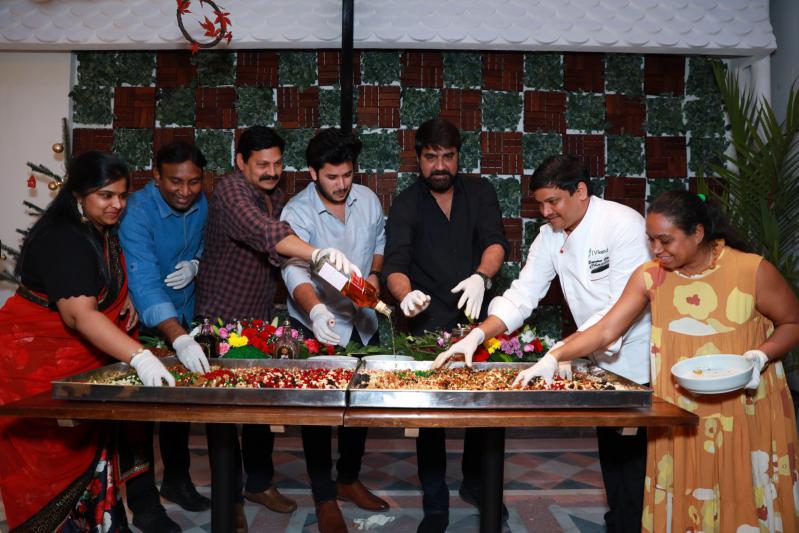 hero-srikanth-launch-of-vikendi-gelato-kitchen-at-jubliee-hills-6.jpg
