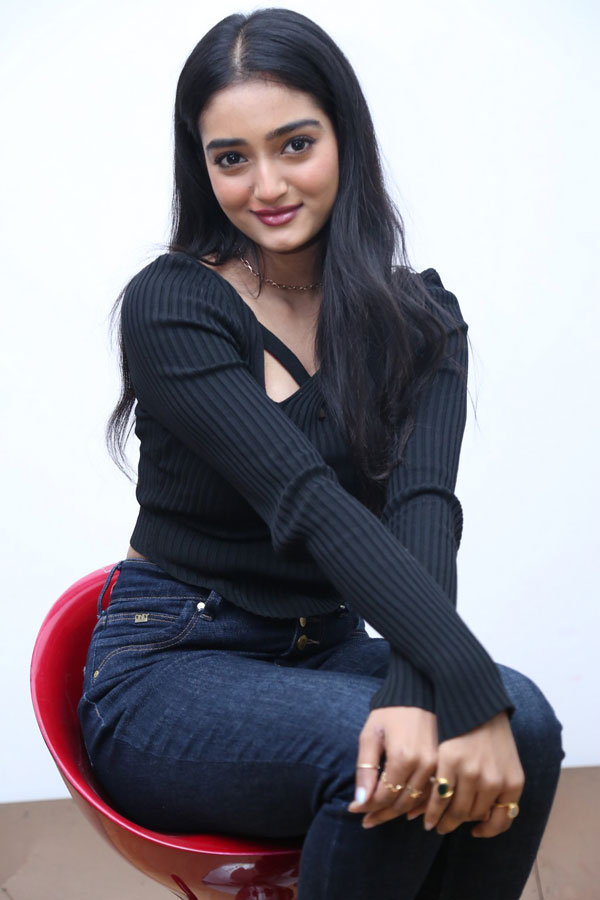 hrithika-srinivas-stills-2-14.jpg