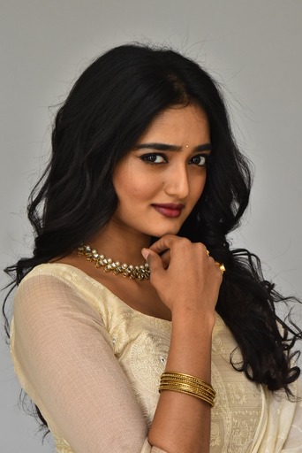 hrithika-srinivas-stills-4-14.jpg