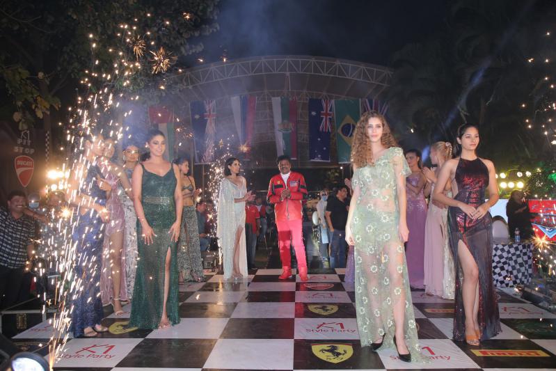 hyderabad-is-enjoy-k1-style-fashion-show-12.jpg