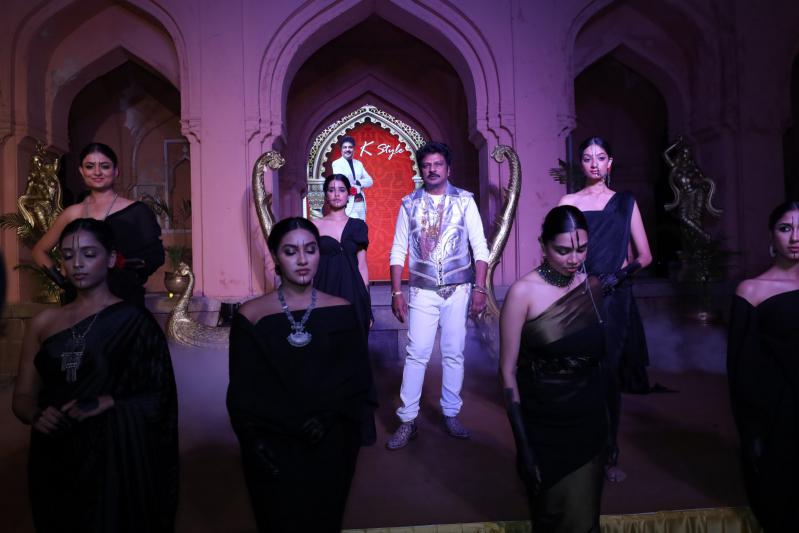 hyderabads-hifi-birthday-bash-lion-kiron-k-party-in-indralok-style-18.jpg