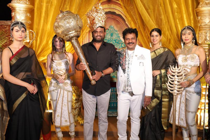 hyderabads-hifi-birthday-bash-lion-kiron-k-party-in-indralok-style-31.jpg