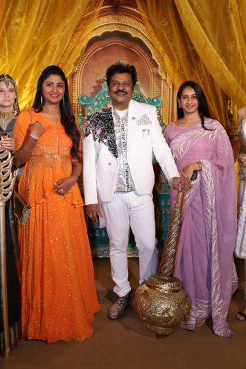 hyderabads-hifi-birthday-bash-lion-kiron-k-party-in-indralok-style-41.jpg