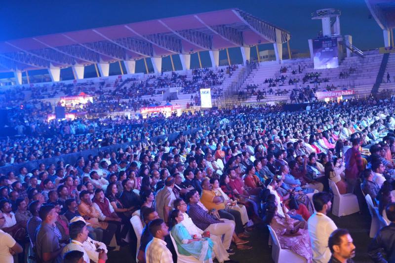 ilayaraja-music-concert-in-hyderabad-2.jpg