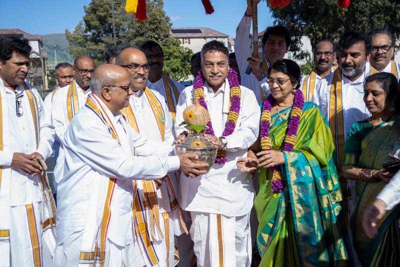inauguration-of-university-of-siliconandhra-library-in-milpitas-4.jpg