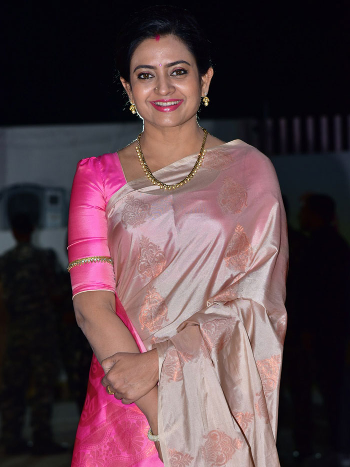 indraja-stills-12.jpg