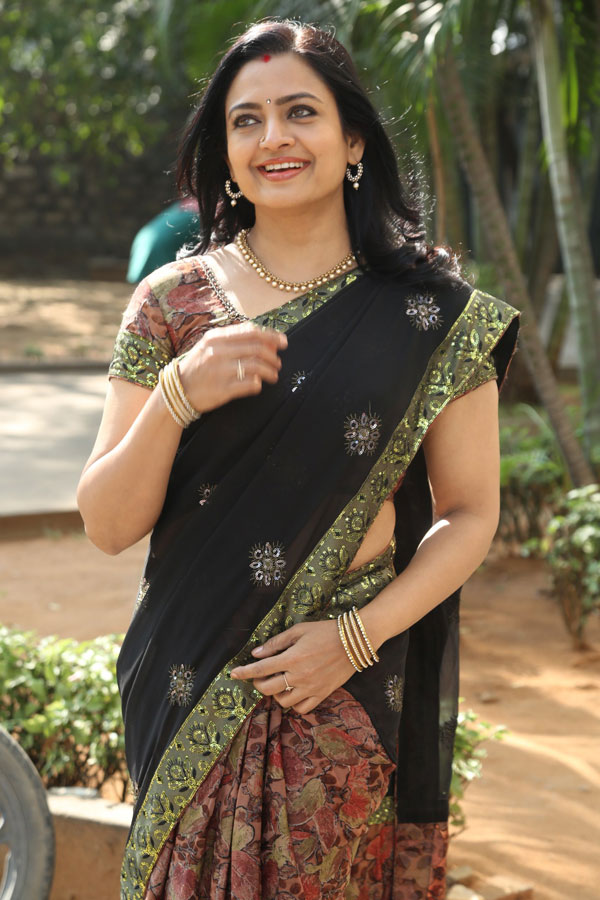 indraja-stills-2-6.jpg