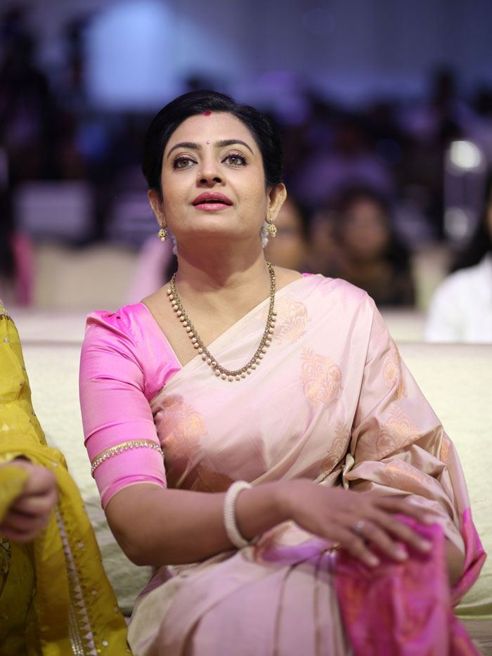 indraja-stills-9.jpg