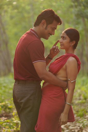induvadana-movie-stills-10.jpg