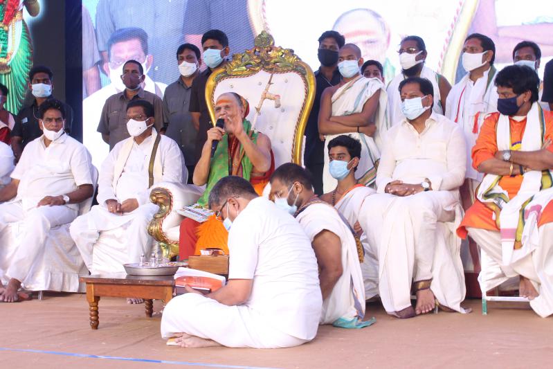 international-telugu-sambaralu-2022-in-bhimavaram-17.jpg
