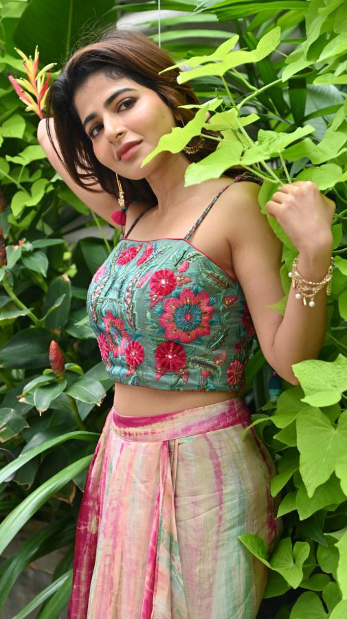 iswarya-menon-stills-2-12.jpg