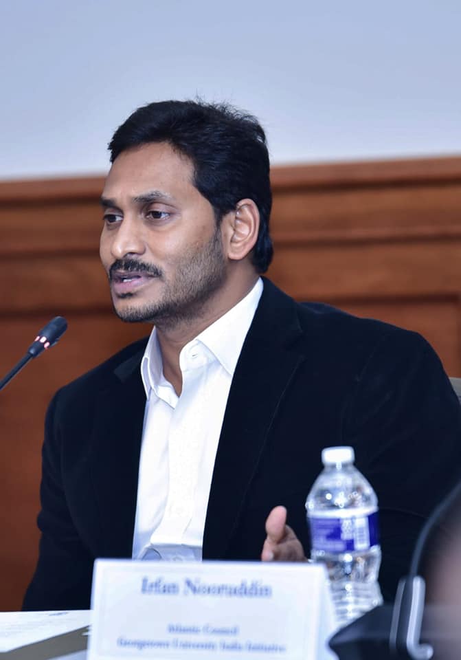 jaganw3.jpg