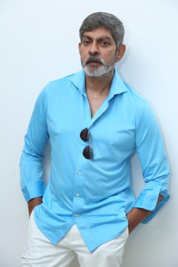 jagapathi-babu-stills-10.jpg