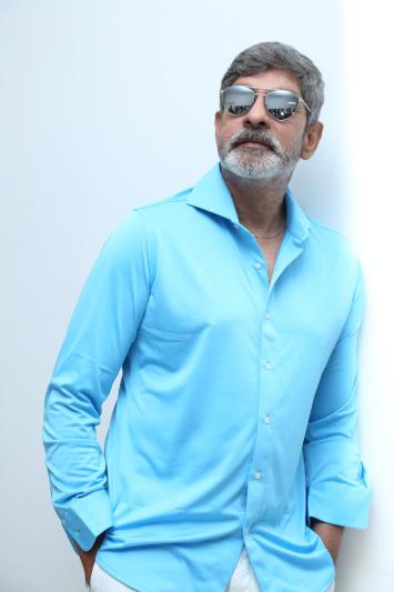 jagapathi-babu-stills-11.jpg