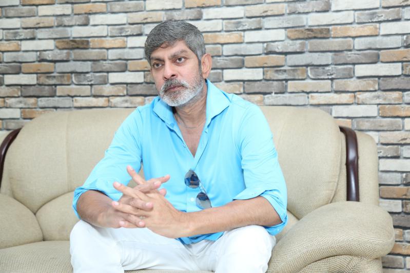 jagapathi-babu-stills-3.jpg