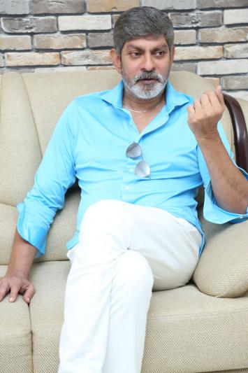 jagapathi-babu-stills-7.jpg