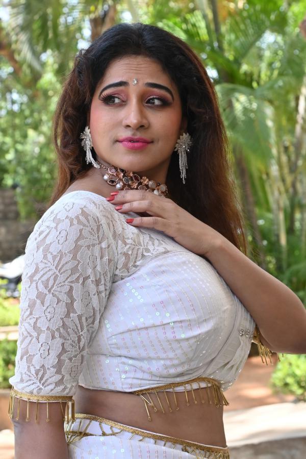 jayathi-stills-2-3.jpg