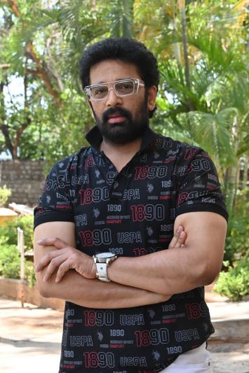 jd-chakravarthy-stills-2-4.jpg