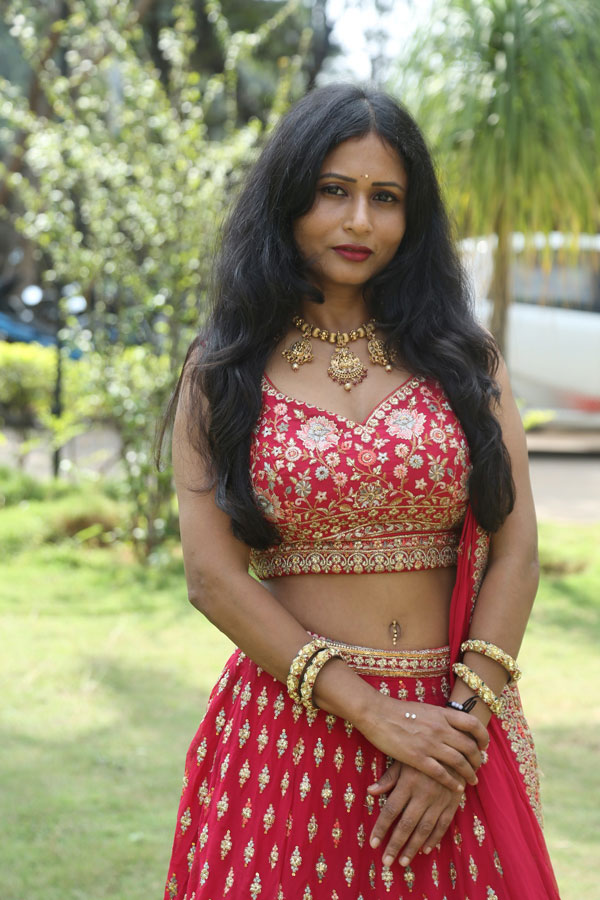 jho-sharma-stills-11.jpg
