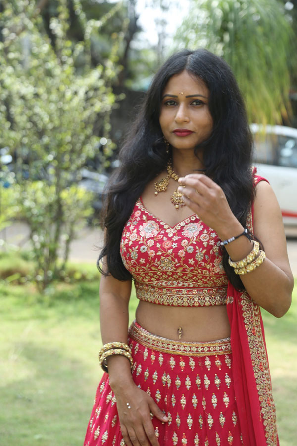 jho-sharma-stills-12.jpg