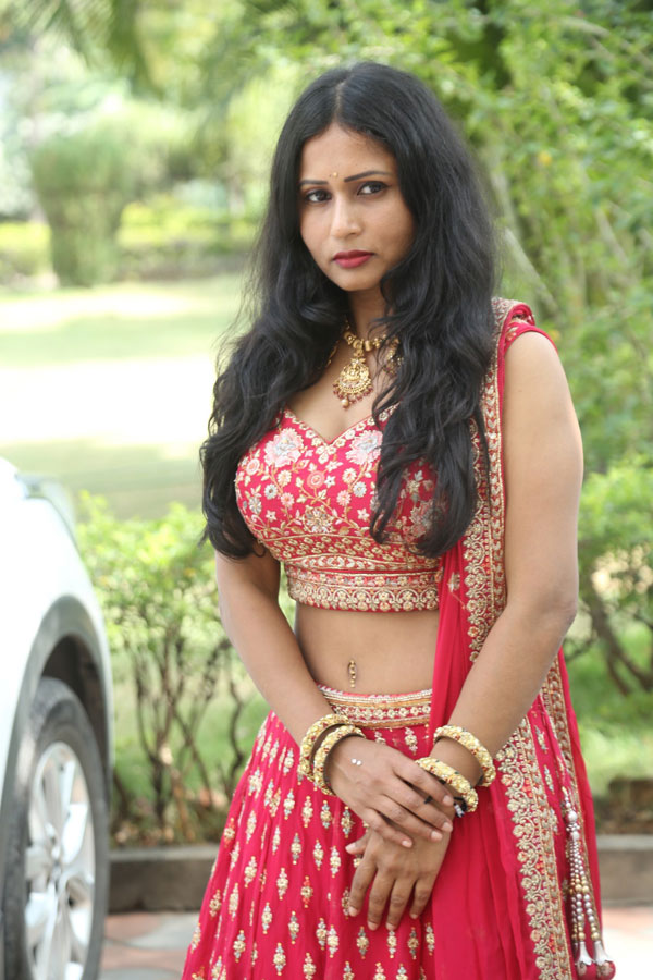 jho-sharma-stills-17.jpg