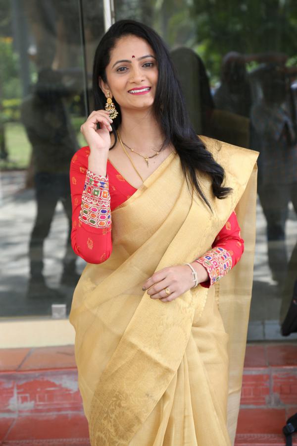 jordar-sujatha-stills-8.jpg