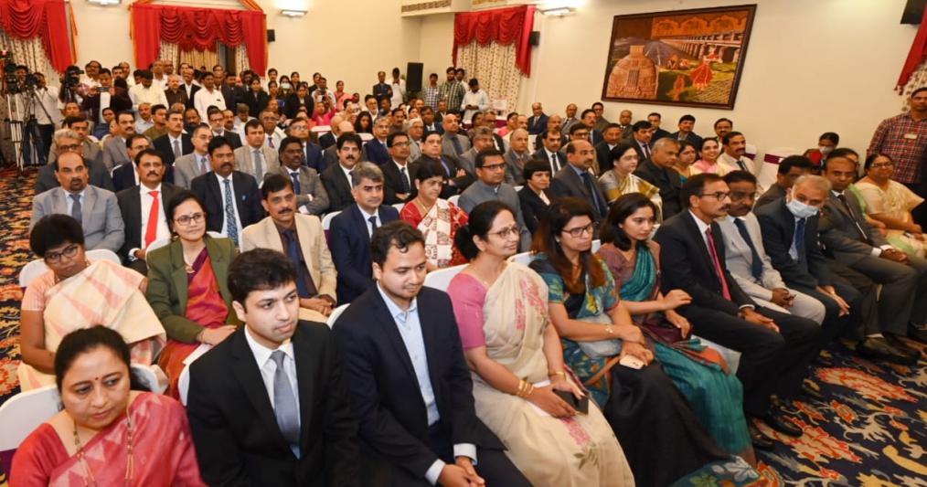 justice-alok-aradhe-sworn-in-as-cj-of-telangana-high-court-6.jpg