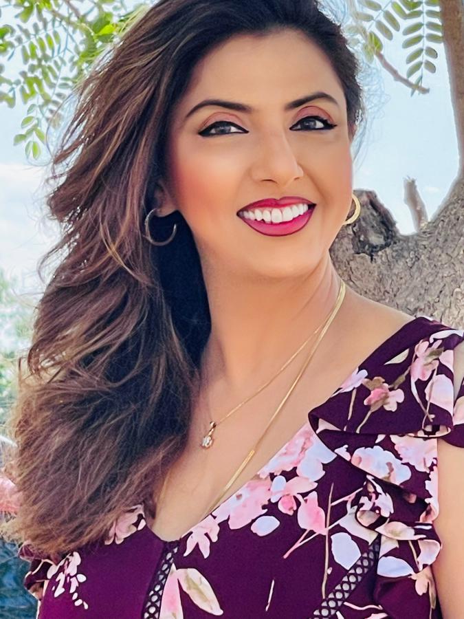 Jyotisaxena Stills