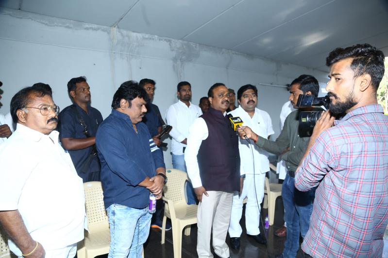 kaikala-satyanarayana-last-rites-26.jpg