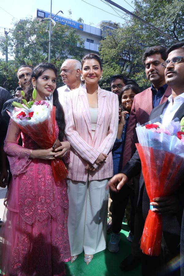 kajal-agarwal-at-tx-hospital-launch-2.jpg